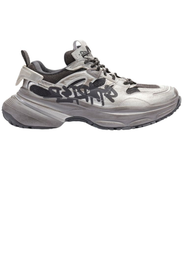 90's Classic Chunky Sneaker